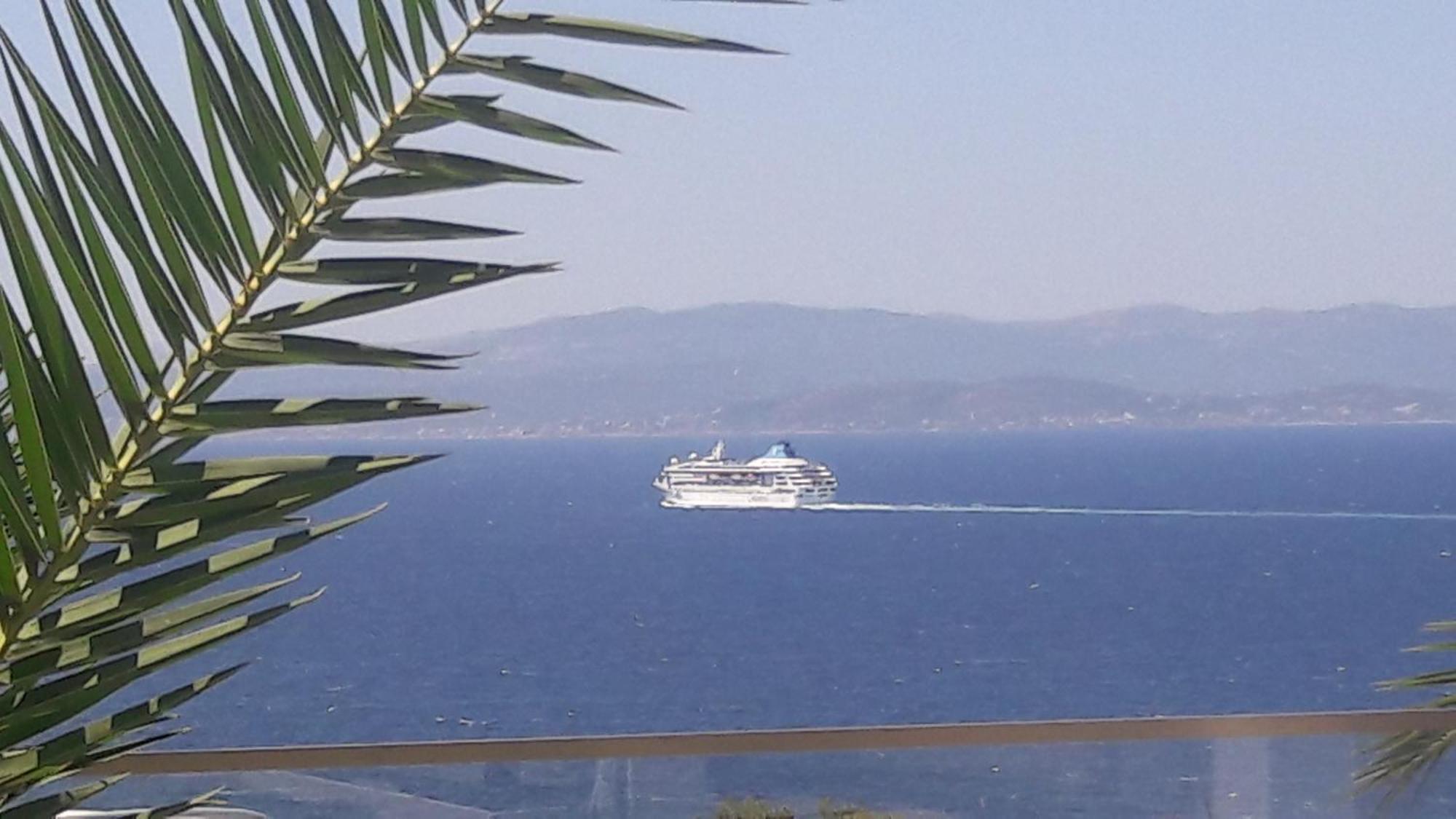 Mavi Panorama Villa Çeşme Eksteriør billede