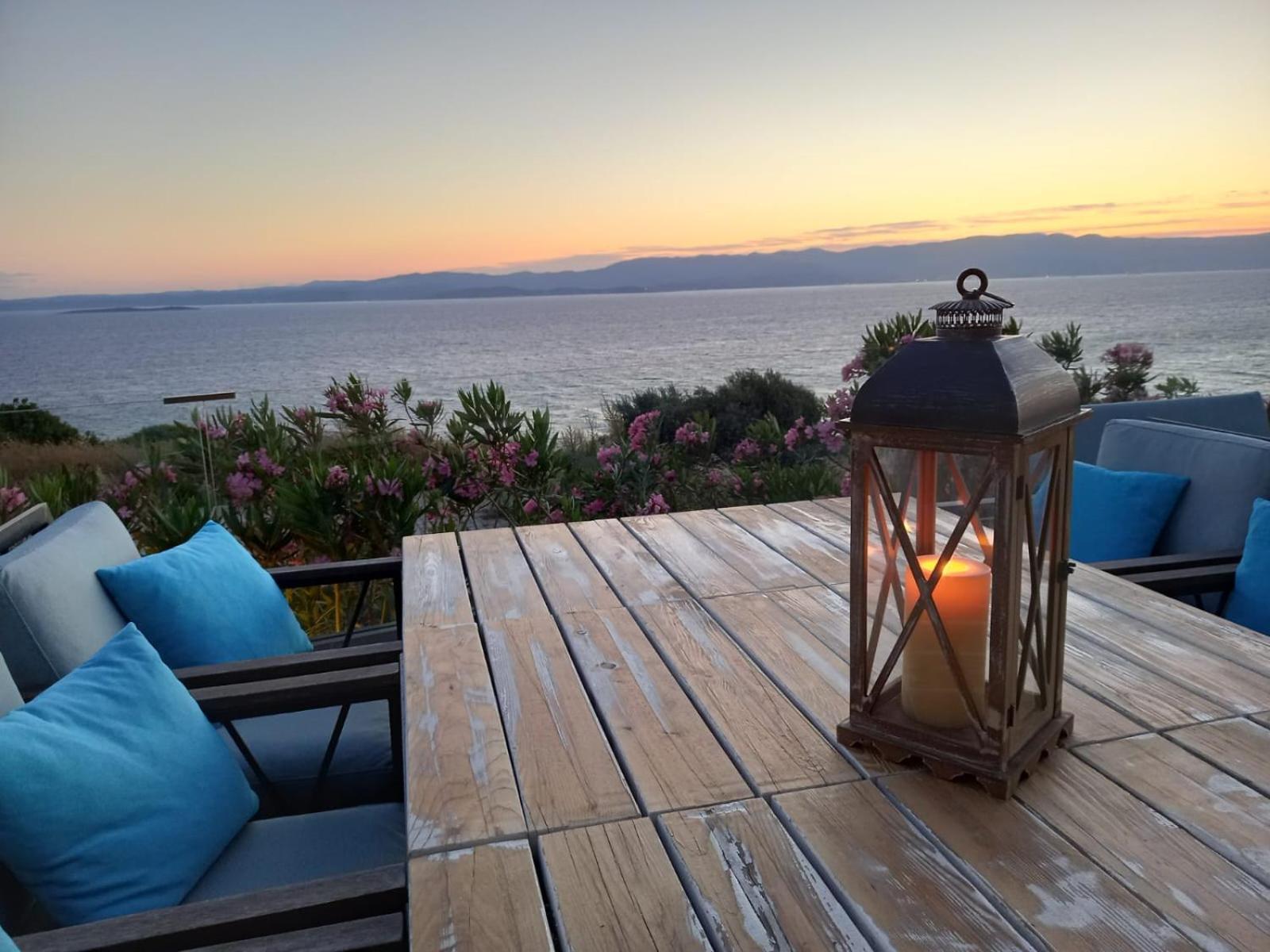 Mavi Panorama Villa Çeşme Eksteriør billede