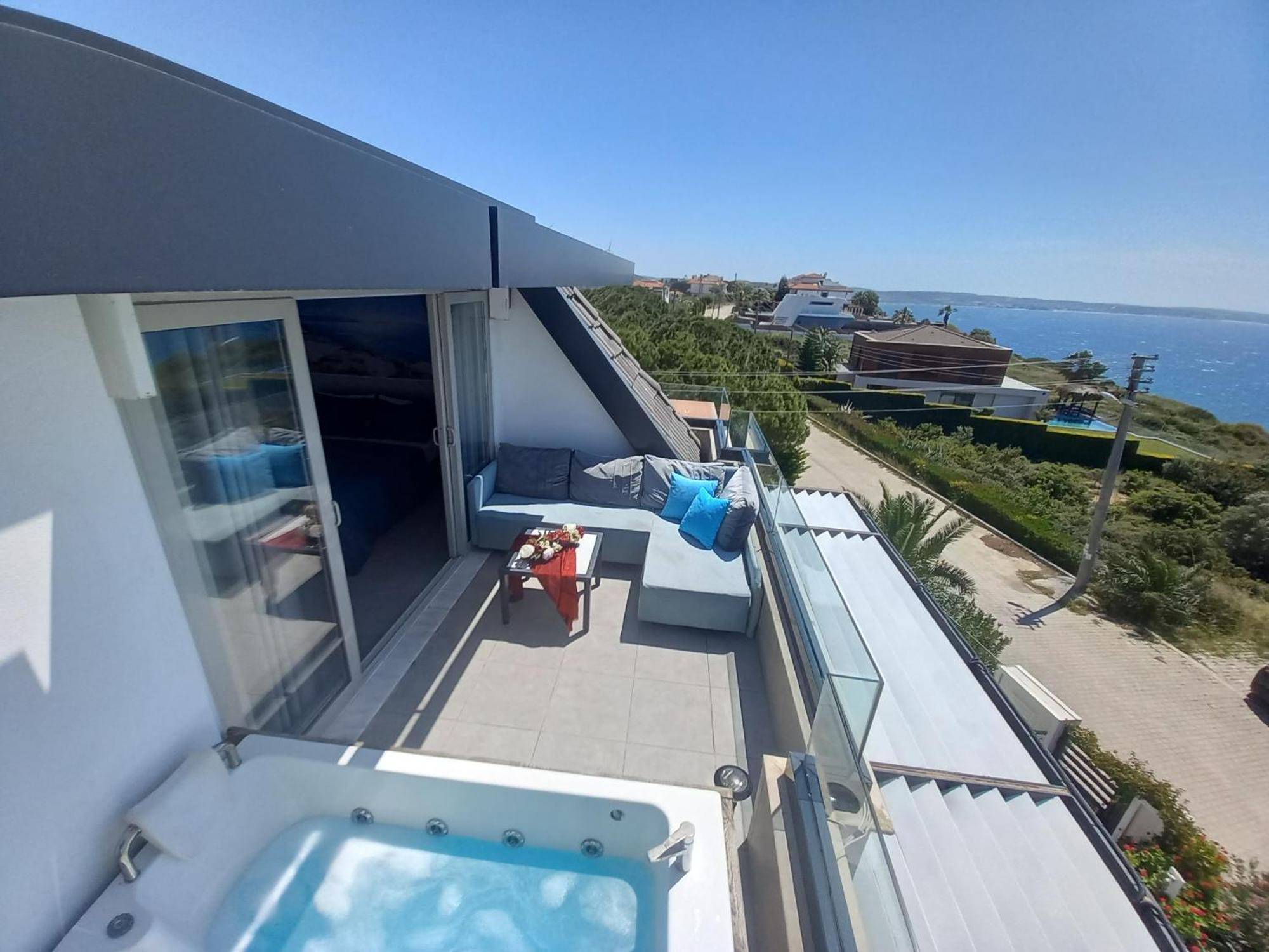 Mavi Panorama Villa Çeşme Eksteriør billede