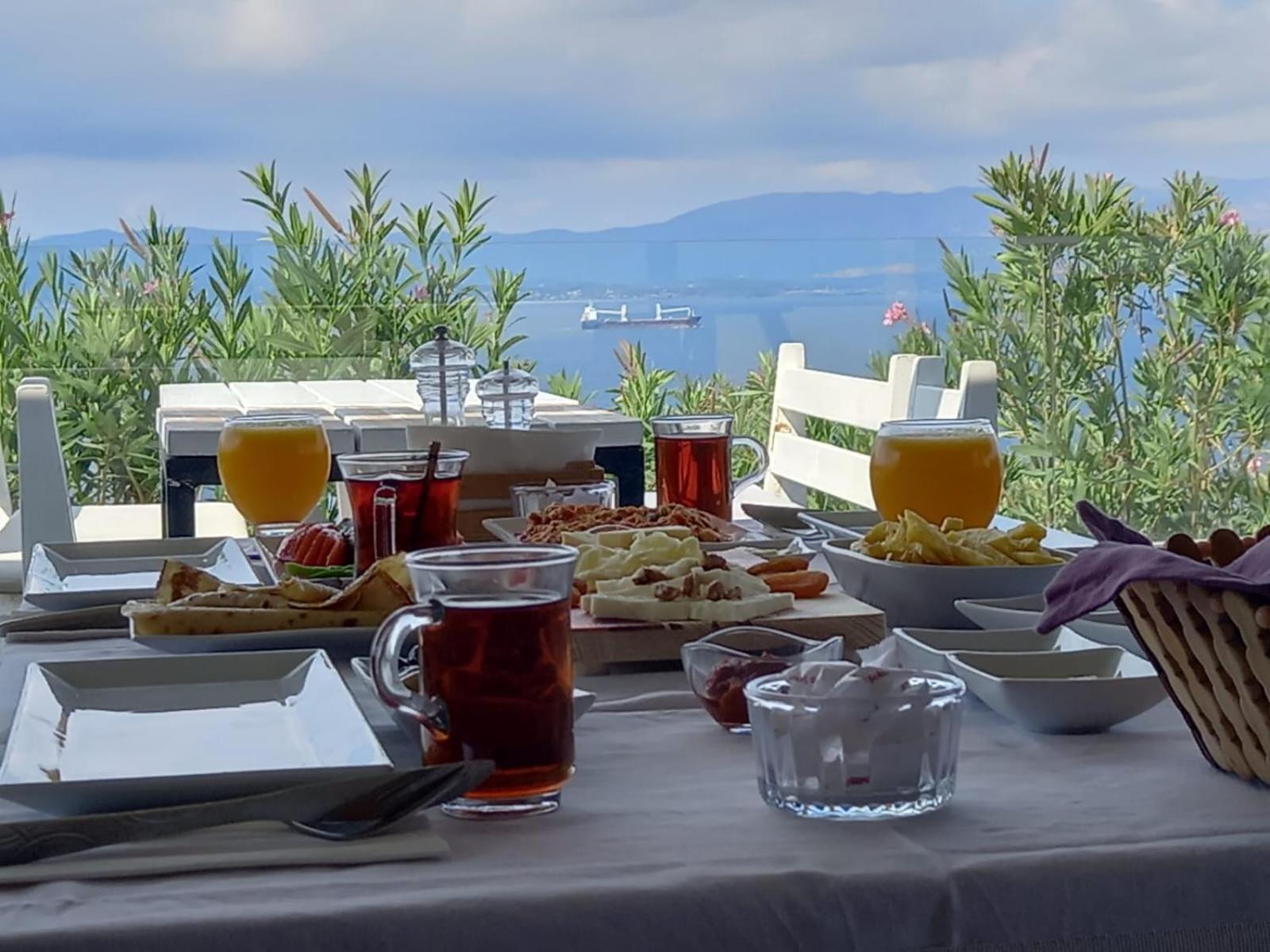 Mavi Panorama Villa Çeşme Eksteriør billede
